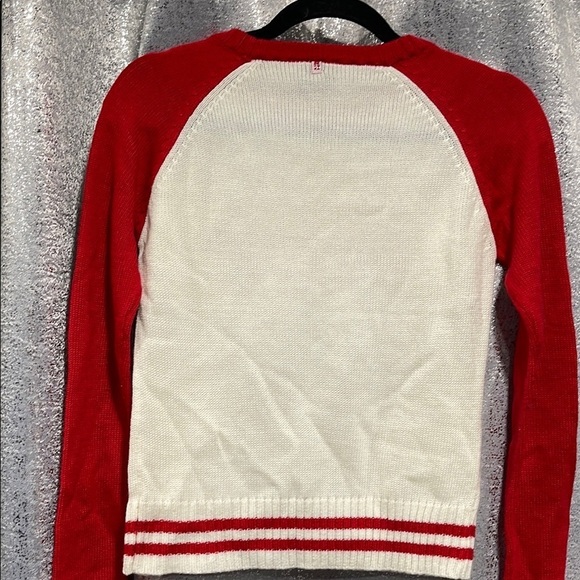 Vintage South Pole Women's Red and White Sweater - Picture 7 of 7